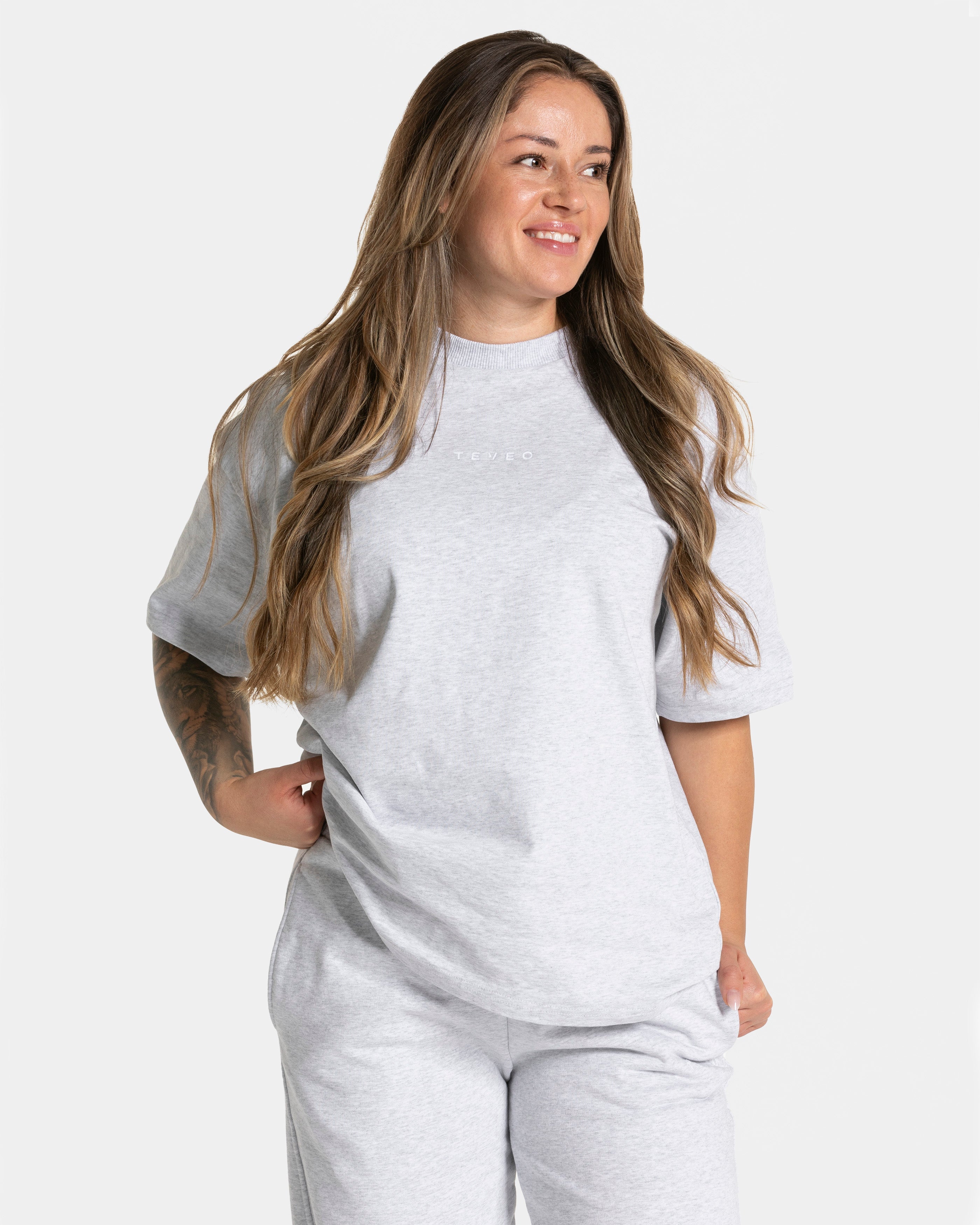 RI’VAIV Oversized T-Shirt "Hellgrau"